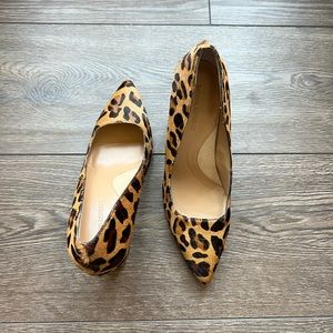 Banana Republic Madison Block Heel in Leopard Size 6